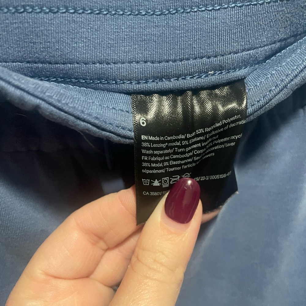 Lululemon Soft Stream Blue Pants - Picture 4 of 4